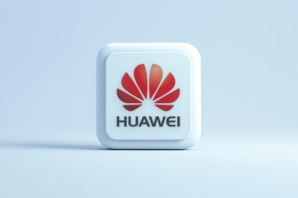 Huawei 1 Milyar Kullanıcıya Ulaştı: ABD’ye Teknoloji Gücüyle Yanıt